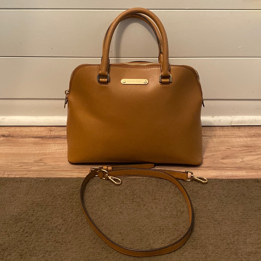Authenticated Michael Kors Cindy Dome Satchel